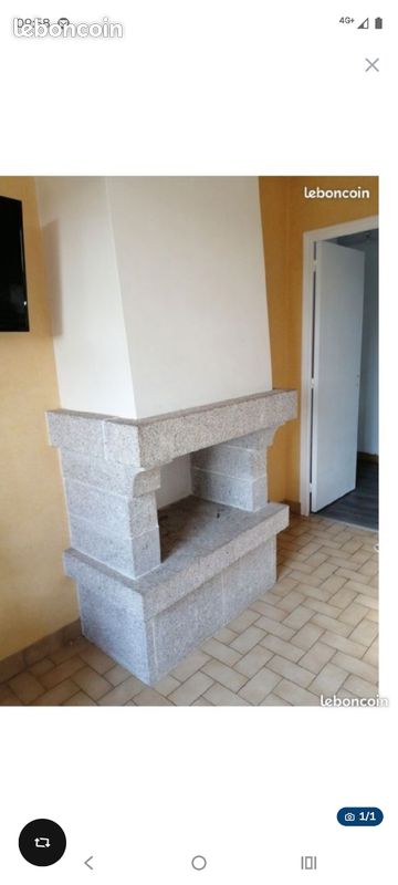 Cheminée granit (image 1)