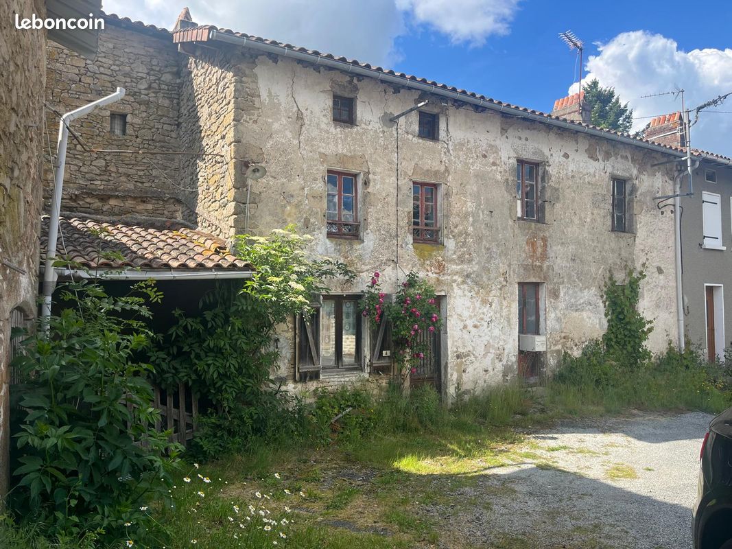 Maison 4 pièces 80 m² · à Saint-Pardoux-le-Lac · 80 m² · 30 000 €