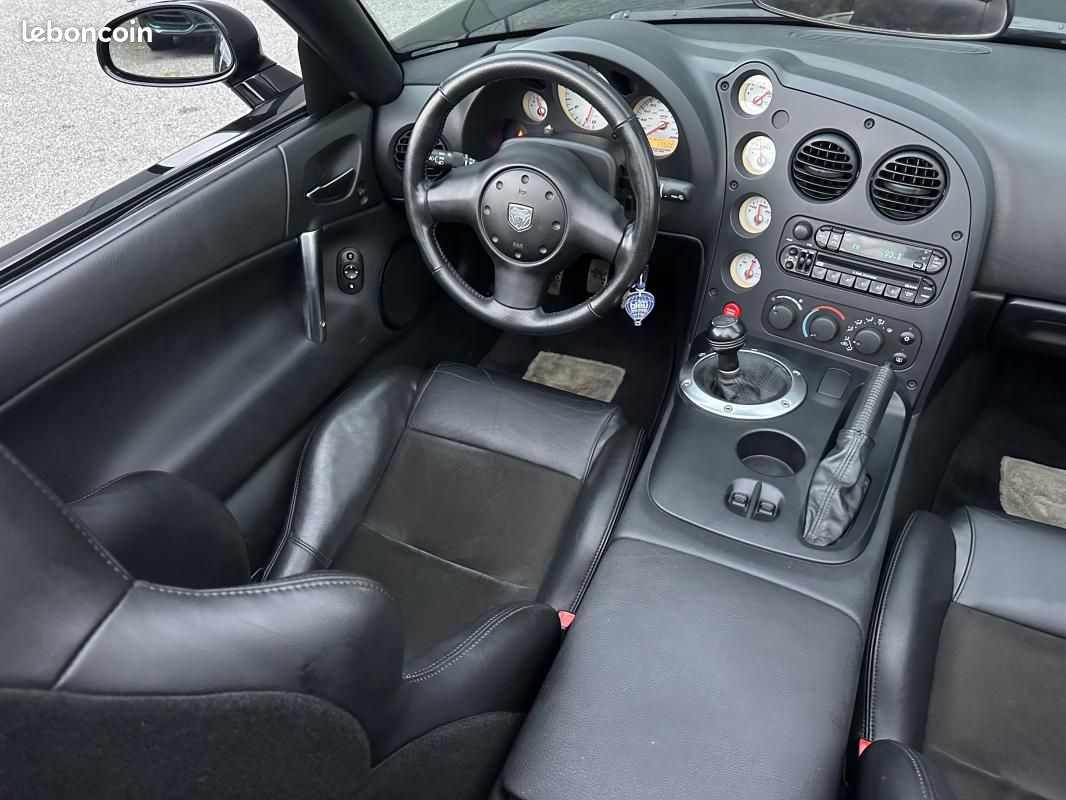 Dodge Viper SRT10 V10 8.4 505 CH BVM6 ZB1 / FAIBLE KILOMETRAGE ORIGINE EUROPE (image 6)