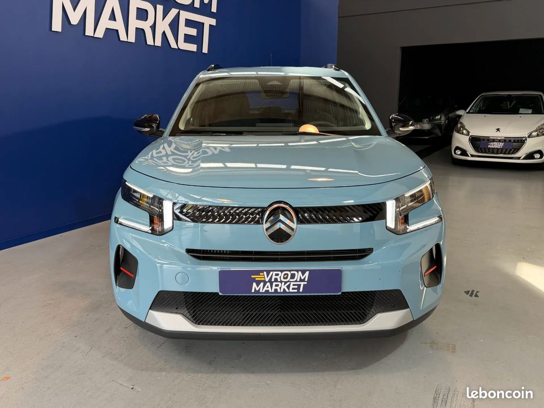 CITROEN C3 PLUS 1.2 Turbo 100ch - 2025 - 4 254 km - Moteur à chaine - Première main - Garantie Stellantis 11/2033 (image 8)
