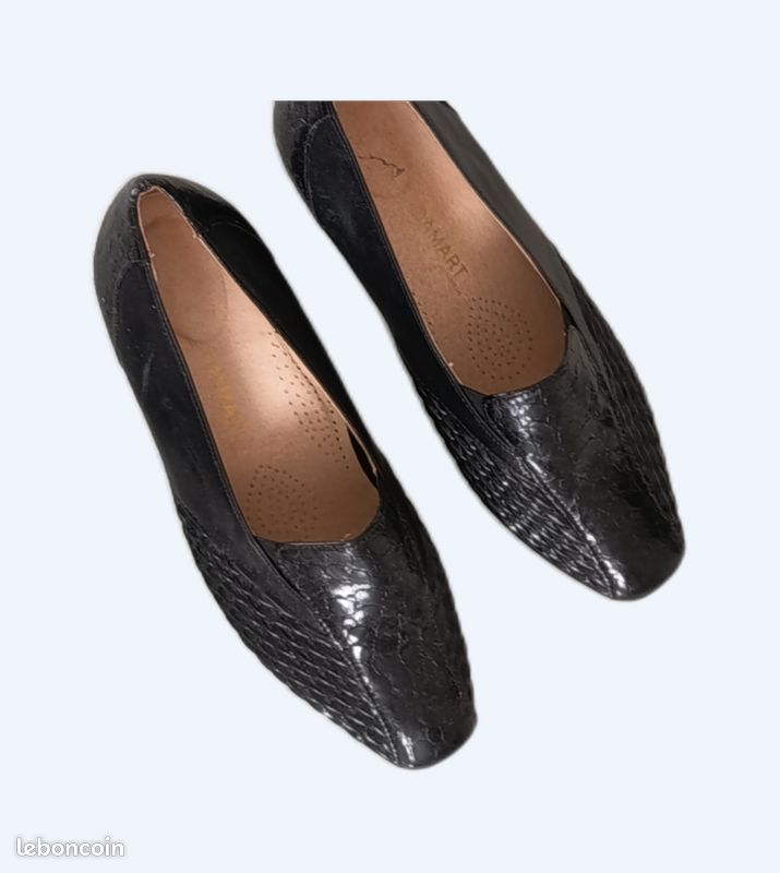 Escarpins Damart Marine – Pointure 39 – Talons Moyens (5-7 Cm) – Cuir – Style Marin – Neuf Sans Boîte