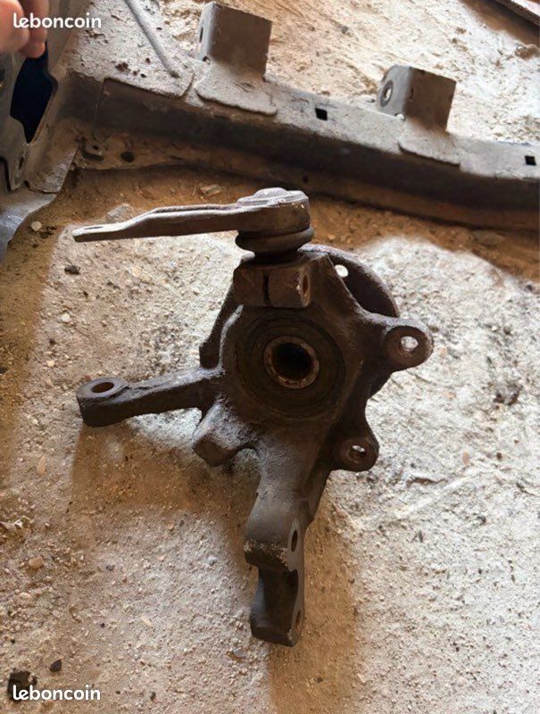 Moyeux coter conducteur gauche (image 2)