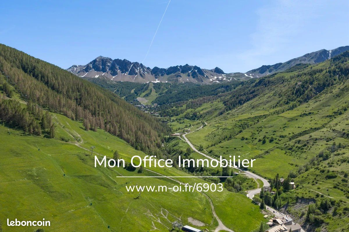 Maison 10 pièces 195 m² · à Vars · 195 m² · 940 000 €