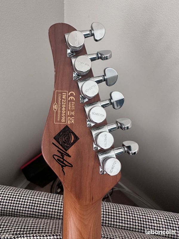 Guitare stratocaster Schecter Nick Johnston Traditional SSS Atomic Coral (image 3)