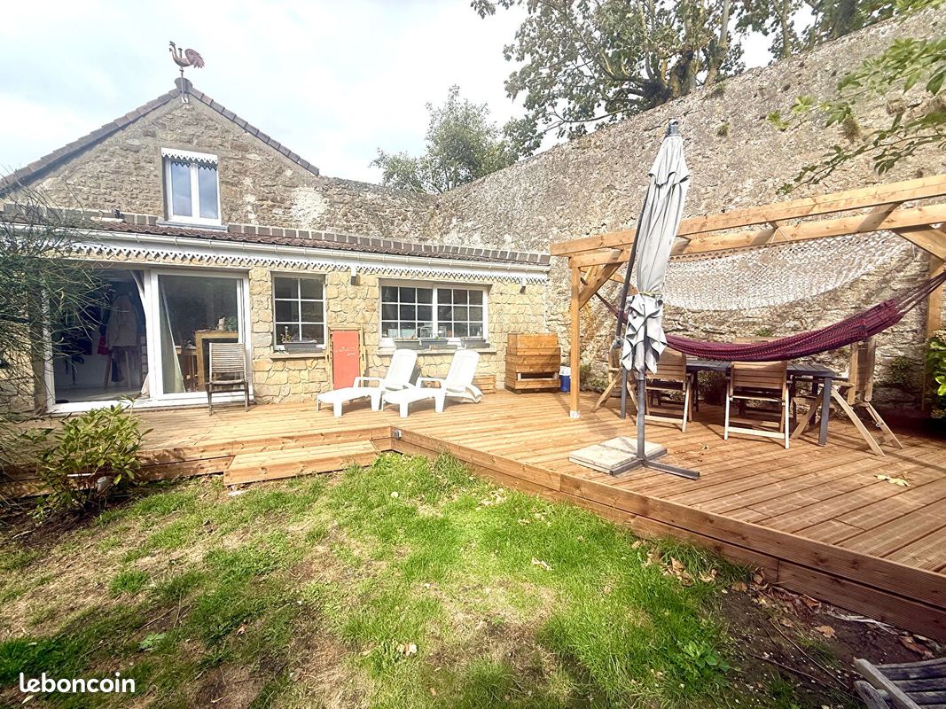 Maison 20 pièces 440 m² · à Wimille · 440 m² · 840 000 €