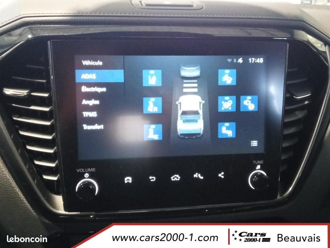 Isuzu D-max SPACE CABINE M/T NITRO SPORT - 2,2 AT 2026 (image 19)