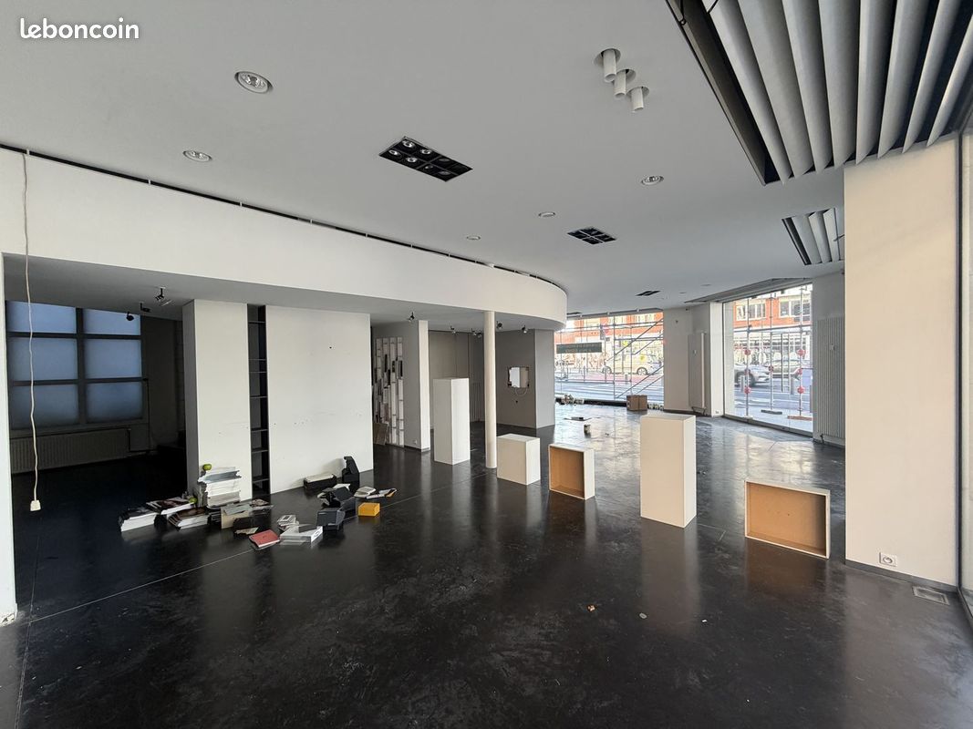 Local 144 m² LILLE (image 1)
