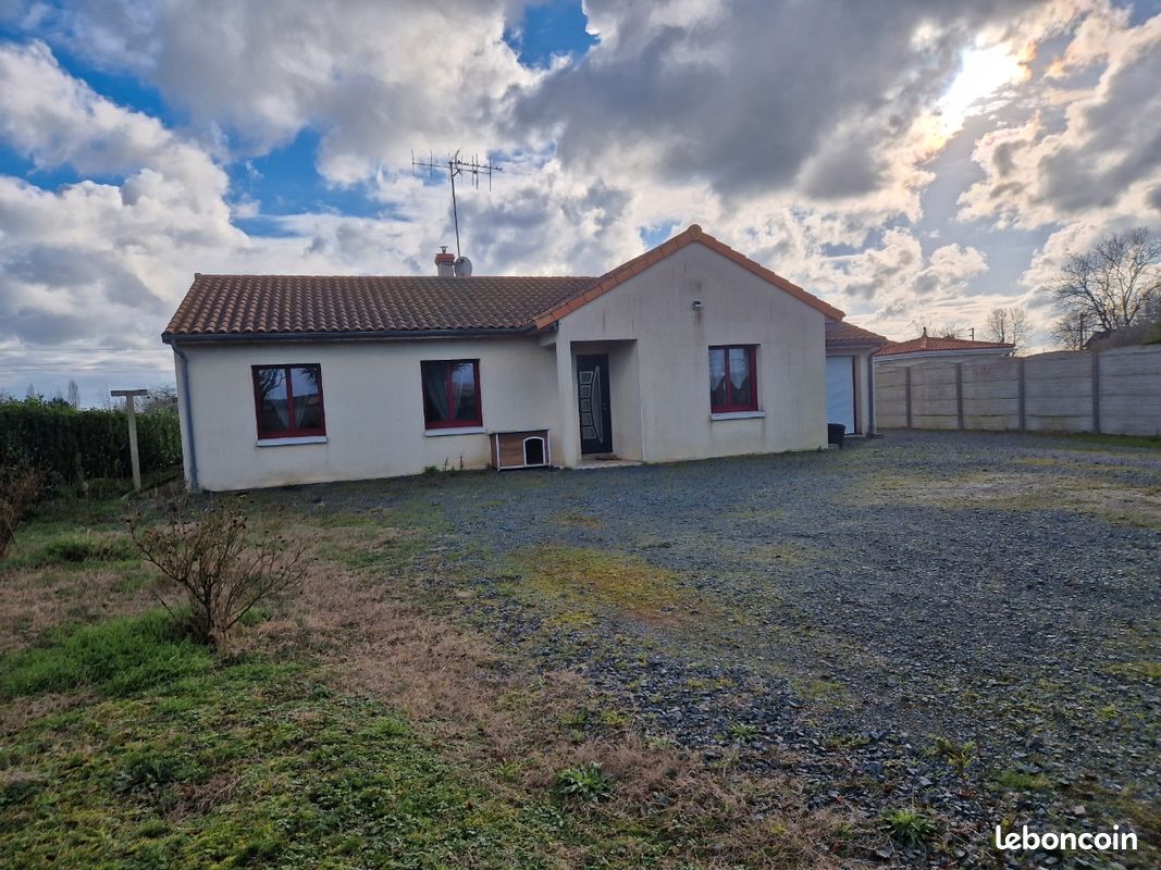 Maison 5 pièces 110 m² · à Brion-près-Thouet · 110 m² · 170 000 €