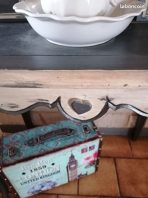 Coiffeuse relookee (image 3)