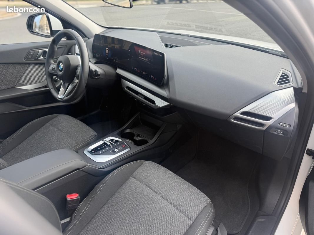 Bmw serie 1 (f70) 116 122 m sport dkg7 2025 8811kms (image 3)