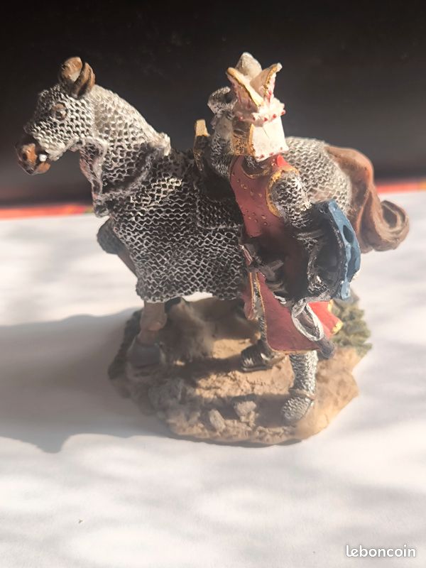 Jouet Ancien Cavalier Gaulois en métal et compo vers 1900 très rare
