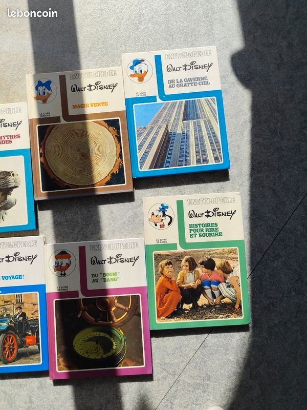 8 livres encyclopédie Walt Disney le livre de Paris 1972 1973 (image 3)