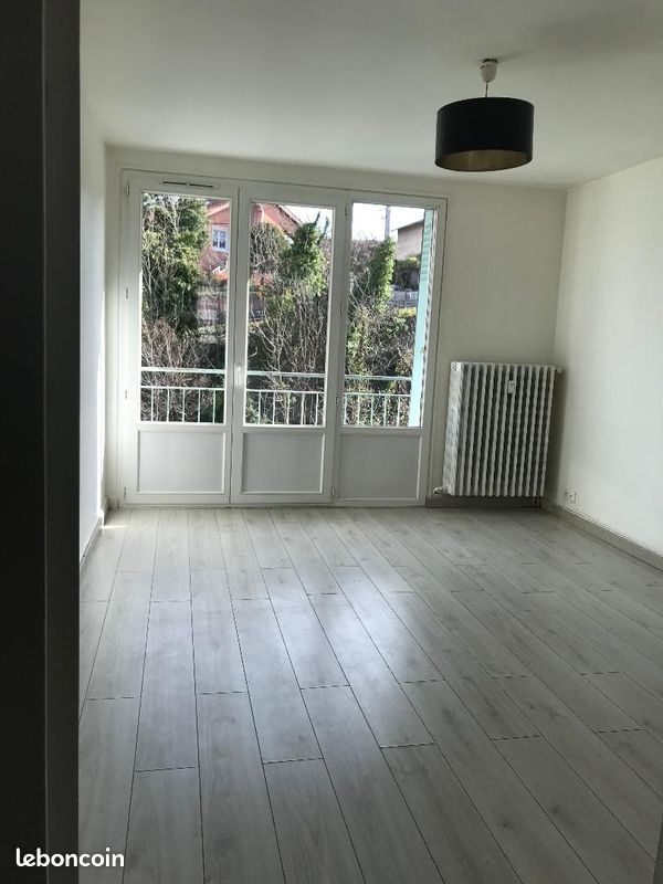 Appartement 2 pièces 44 m² · à Saint-Chamond · 44 m² · 54 000 €