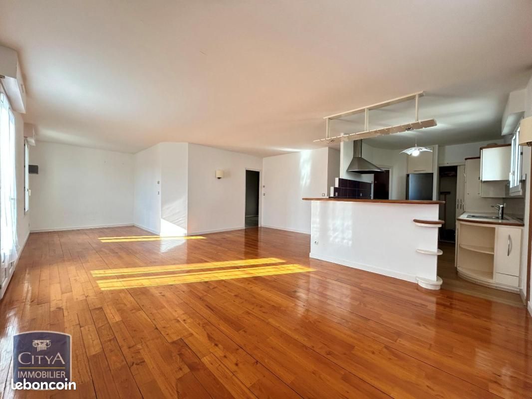 Appartement 2 pièces 74 m² · à Niort · 74 m² · 750 €/mois