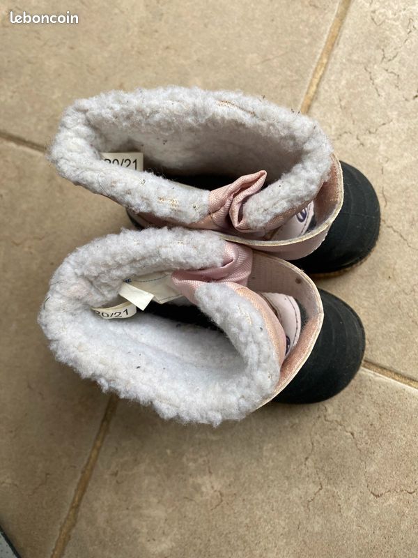 Bottes après ski bébé taille 20/21 (image 2)