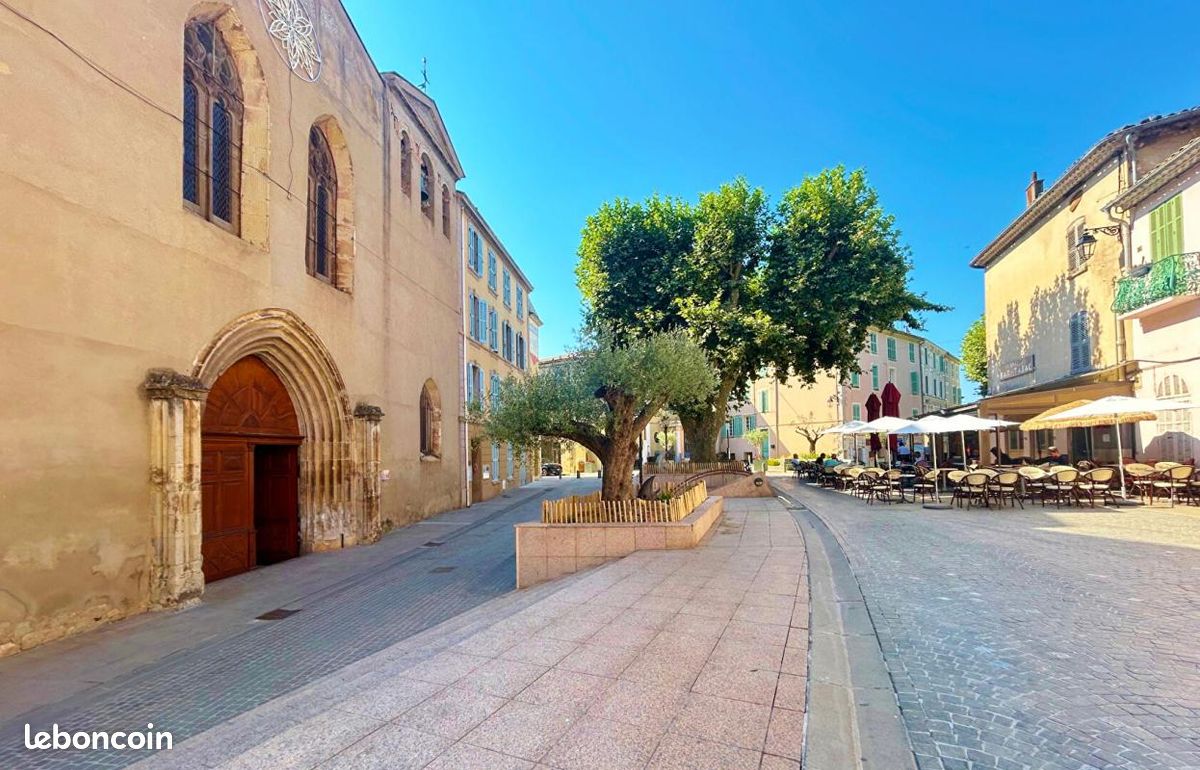 Appartement 3 pièces 70 m² · à Le Luc · 70 m² · 79 500 €