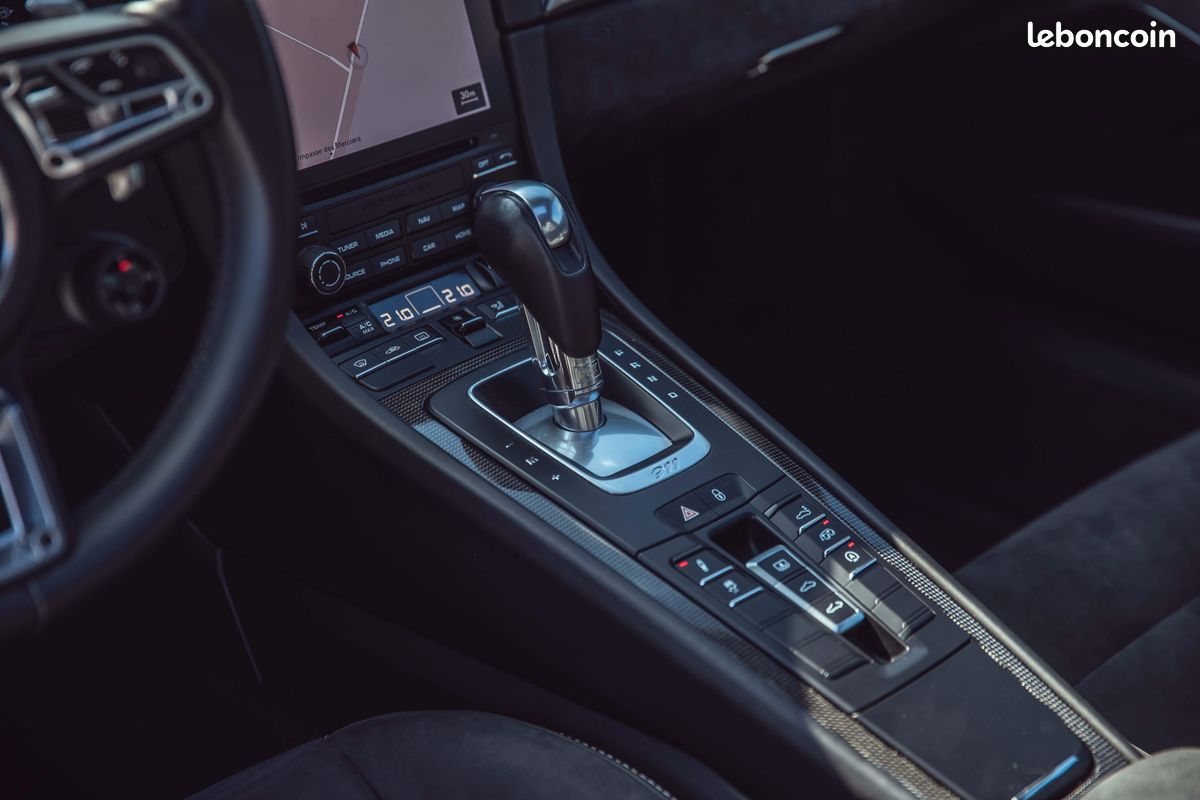 PORSCHE 911 (991) (2) 3.0 450 34CV CARRERA 4 GTS PDK7 - Française - Révisée - Pack GTS - Volant/Sièges chauffants - Bose - TO - Caméra (image 6)