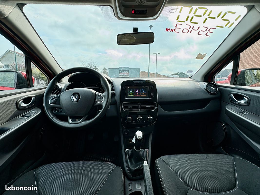 CLIO IV 0.9 TCE 90 CH FINITION ZEN 11/2020 36958 KM 11490e GARANTIE 6 MOIS TOTALE POSSIBILITÉ D'EXTENSION DE GARANTIE DE 48 MOIS REPRISE / FINANCEMENT POSSIBLE (image 5)