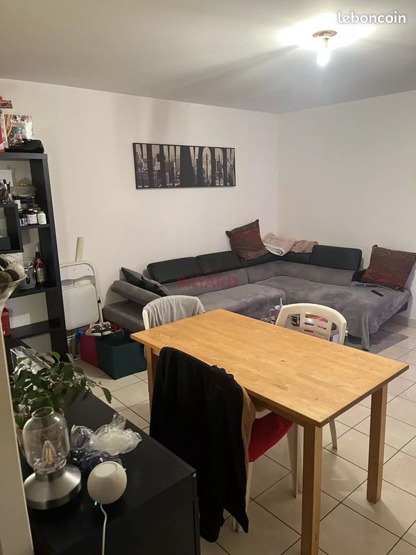 Appartement 2 pièces 47 m² · à Oullins-Pierre-Bénite · 47 m² · 866 €