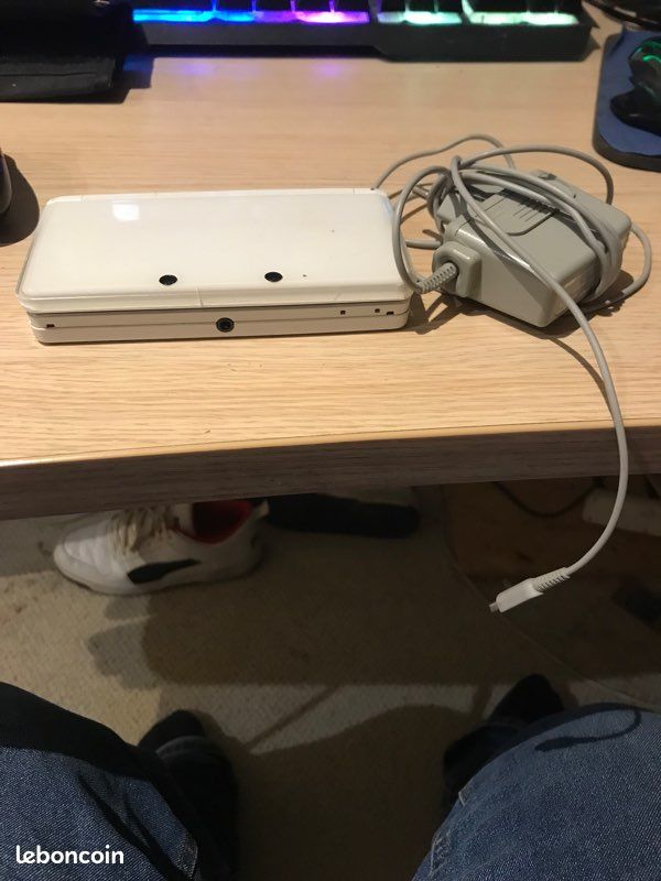 Nintendo DS 3D (image 2)