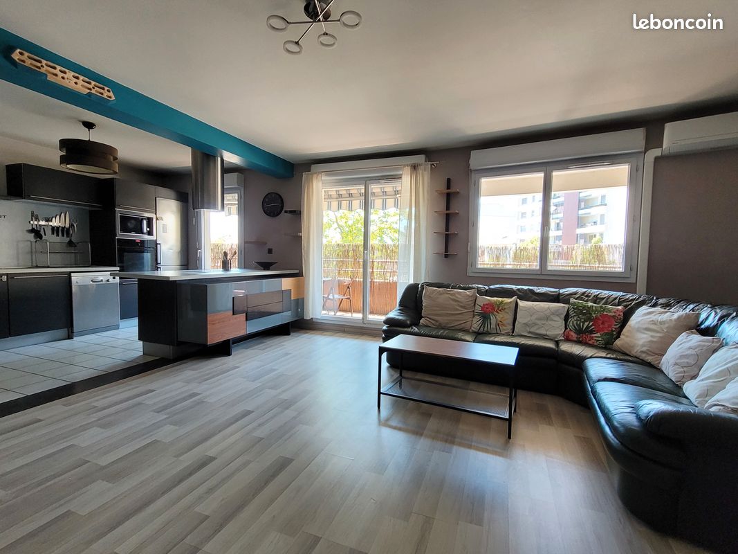 Parking 4 pièces 83 m² · à Lyon · 83 m² · 370 000 €