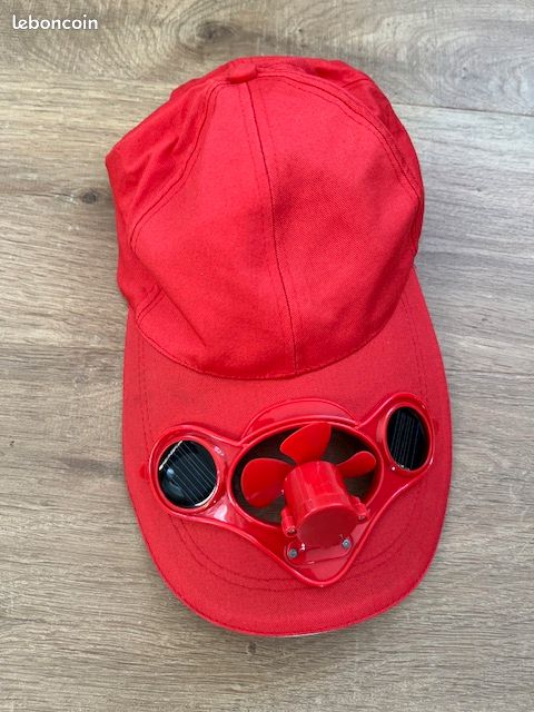 Casquette de fan (image 1)