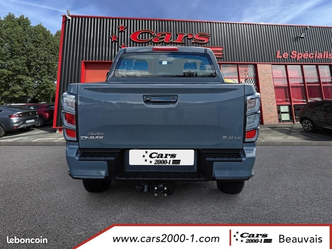 Isuzu D-max SPACE CABINE M/T NITRO SPORT - 2,2 AT 2026 (image 5)