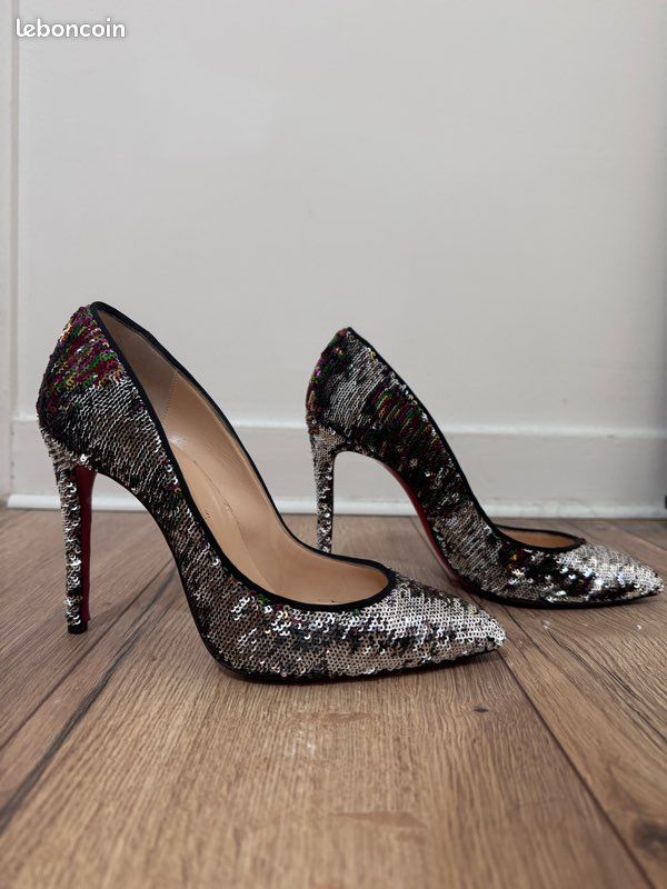 Pigalle Follies 100 Escarpin Pigalle Louboutin Louboutin Pigalle