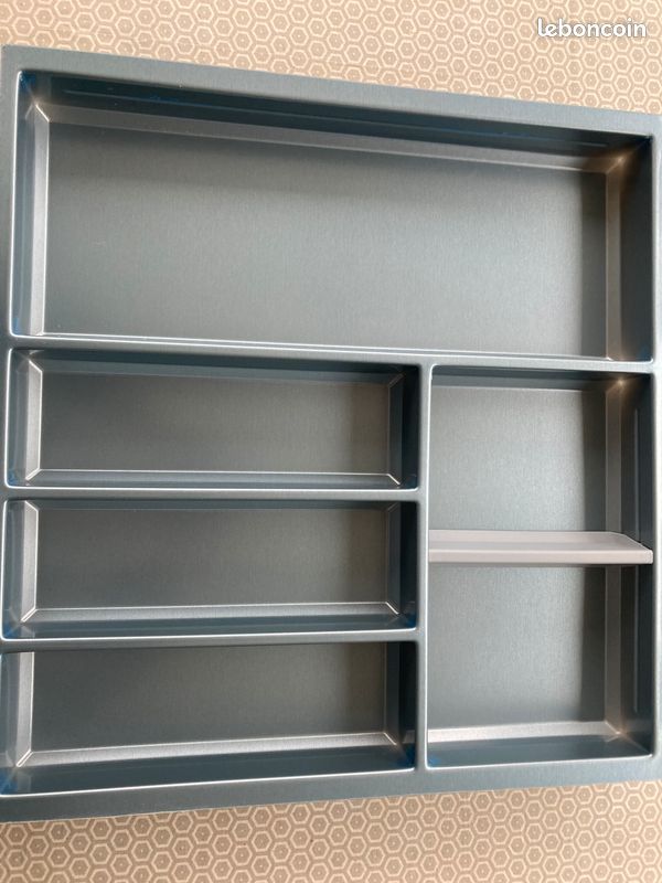 A vendre rangement couverts pour meuble bas 60 (image 1)
