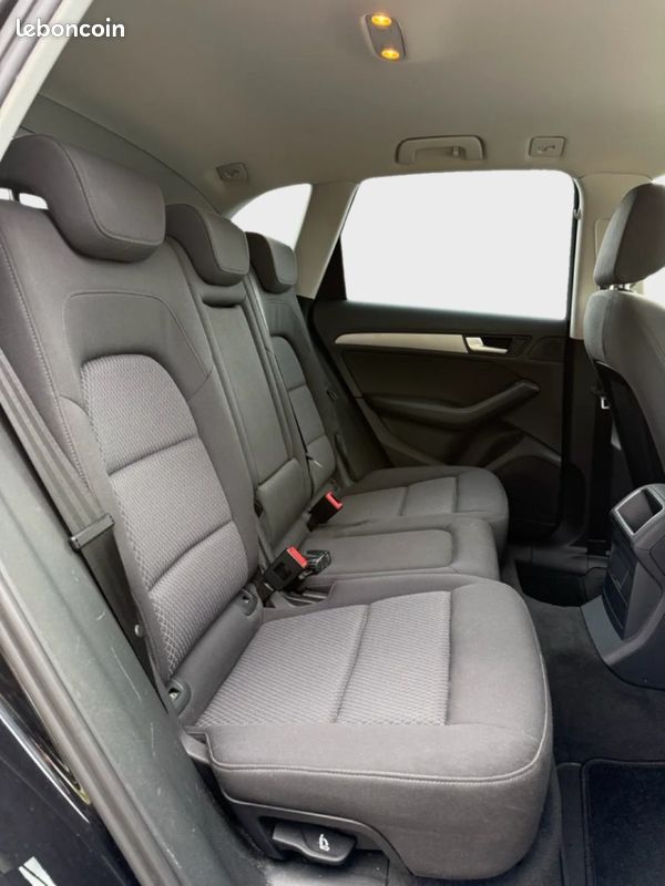 Audi Q5 2.0 TDi 143 AMBIENTE QUATTRO XENONS (image 11)