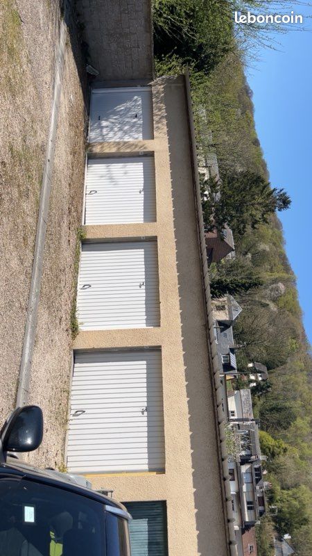 Box / garage à louer · à Lillebonne · 70 €/mois