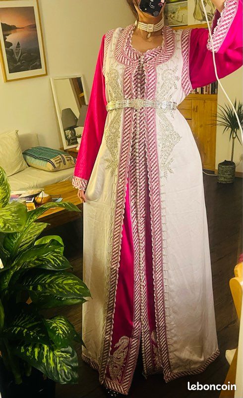 Robe Caftan Moderne Vente De Caftan Marocain Caftans Marocains