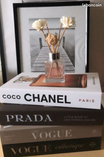 Faux Livres modernes pour décorations (image 2)