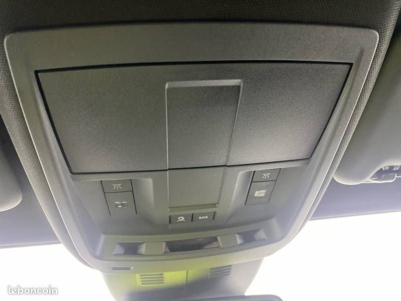 Peugeot 5008 Hybrid 145 ch e-DCS6 Allure (image 19)