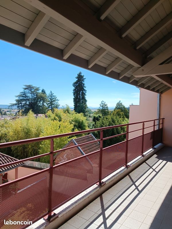 Appartement 2 pièces 42 m² · à La Côte-Saint-André · 42 m² · 590 €