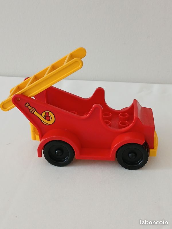 Lego duplo camion de pompier (image 1)