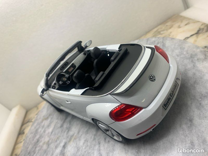 Modèle réduit Volkswagen Beetle 1303 K3 Tribute - 1975 1/18