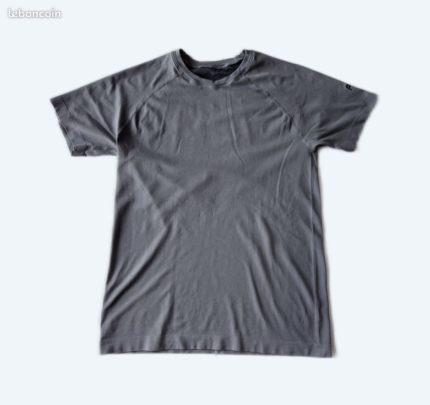 T-shirt Fabletics training taille S (image 1)