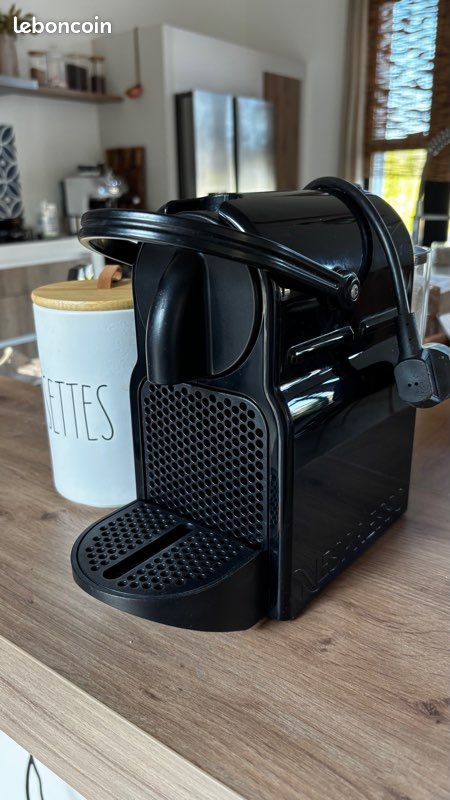 Machine à café nespresso Magimix (image 1)