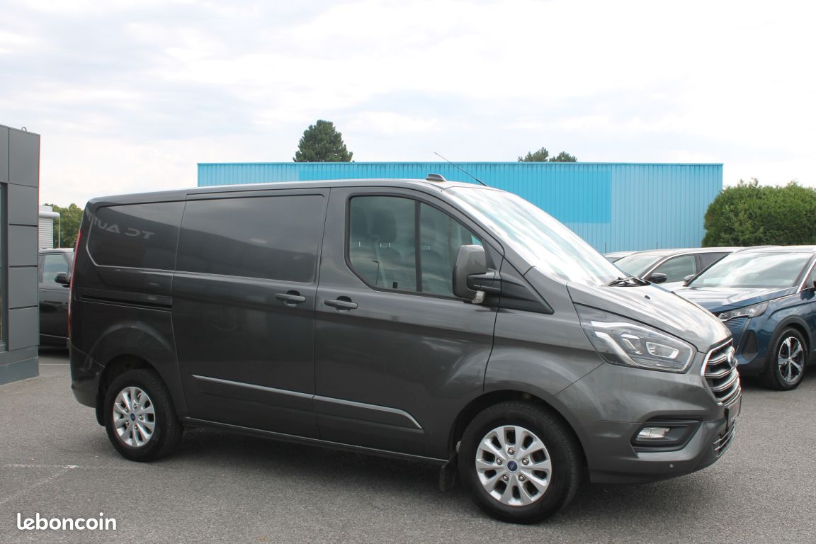 Ford Transit Custom FOURGON 300 L1H1 2.0 130 BVA LIMITED (image 2)
