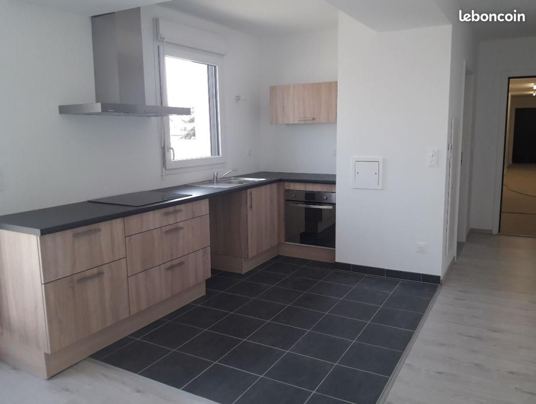 Appartement 2 pièces 51 m² · à Saint-Louis · 51 m² · 732 €/mois