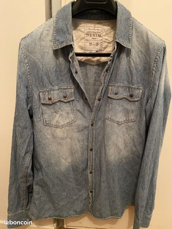 Chemise homme bershka taille M Vêtements