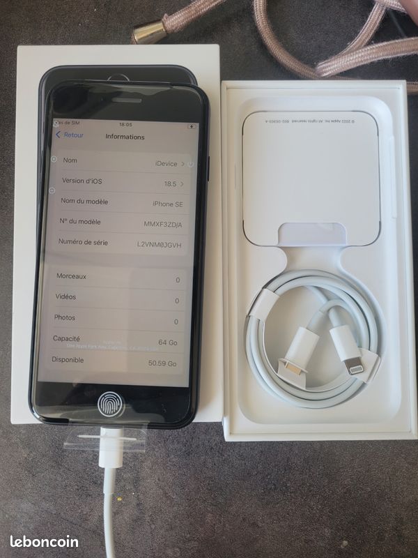 Iphone se 2022 neuf jamais servi (image 3)