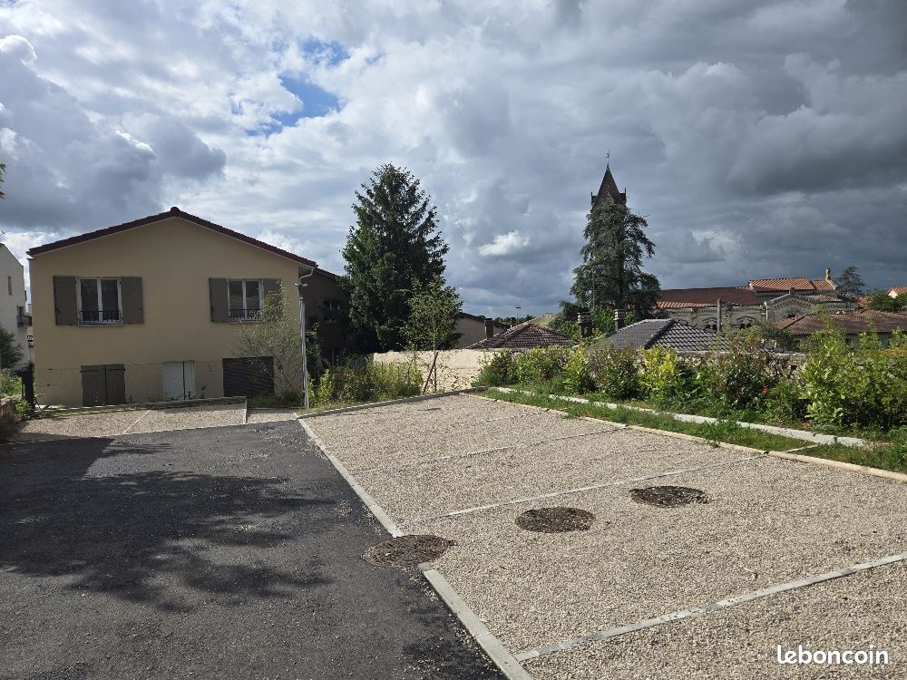 Appartement 4 pièces 80 m² · à Chaponost · 80 m² · 250 000 €