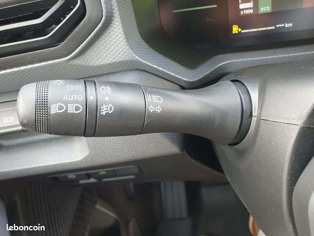 DACIA DUSTER 1.2 ECO-G - 120 III SUV Journey (image 19)
