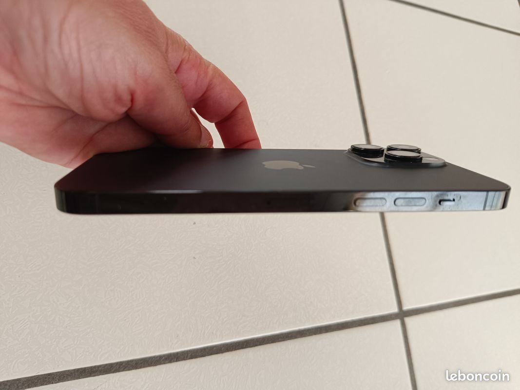Iphone 14 Pro Max en parfait état (image 11)