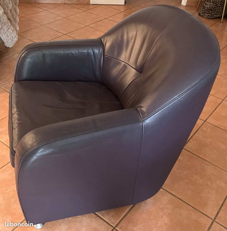 Ensemble fauteuil et Pouf cuir Crozatier (image 2)