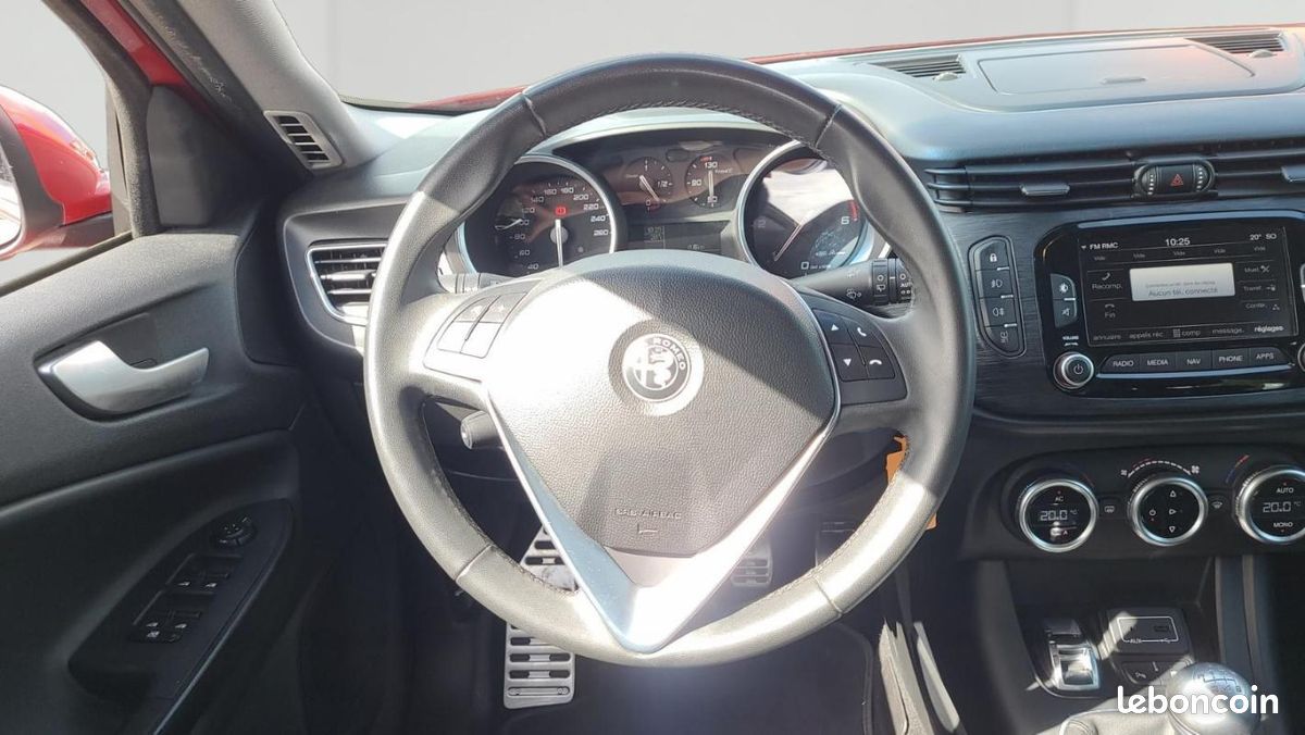 Alfa Romeo Giulietta Série 2 1.6 JTDm 120 ch S&S Super (image 15)