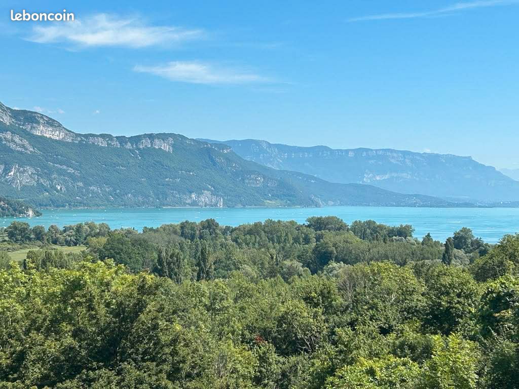 Terrain vue lac du bourget · à Chanaz · 356 500 €