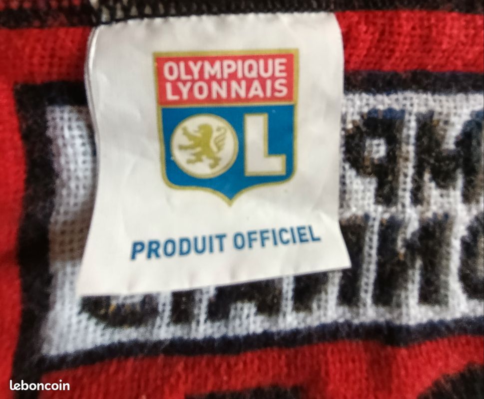 Écharpe De Foot Bourg-Péronnas / OL Lyon - Coupe De France 2004 - 1/32e Finale